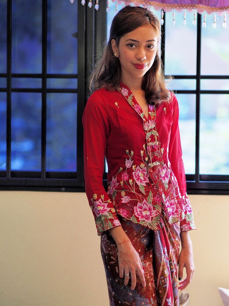 Inilah 38+ Baju Batik Nyonya