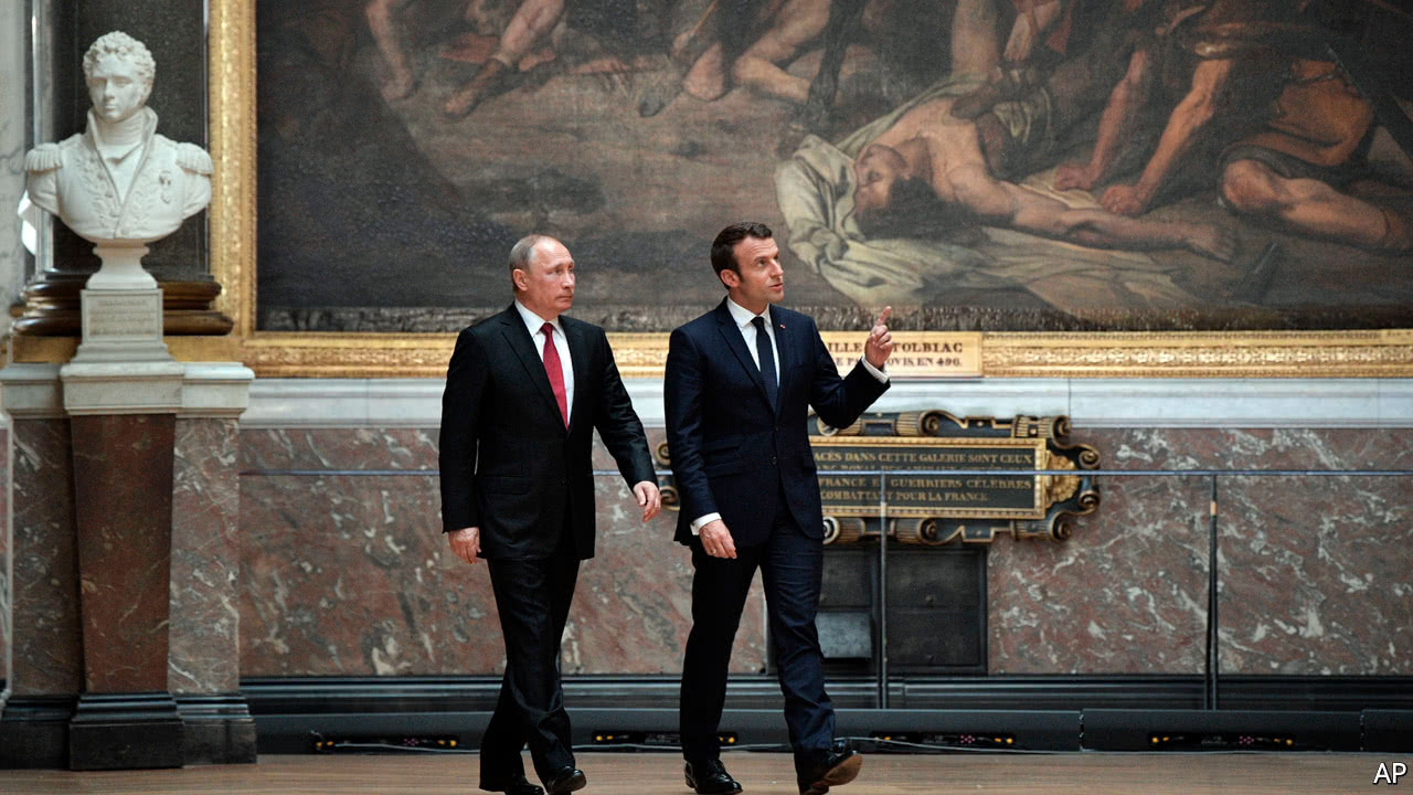 Emmanuel Macron confronts Vladimir Putin