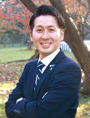 爽やかな笑顔が印象的な 正統派のハンサムパパ Living和歌山