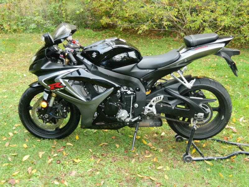 Buy 2006 SUZUKI GSXR 600 LOW MILES GREAT BIKE K7 BLACK on ...