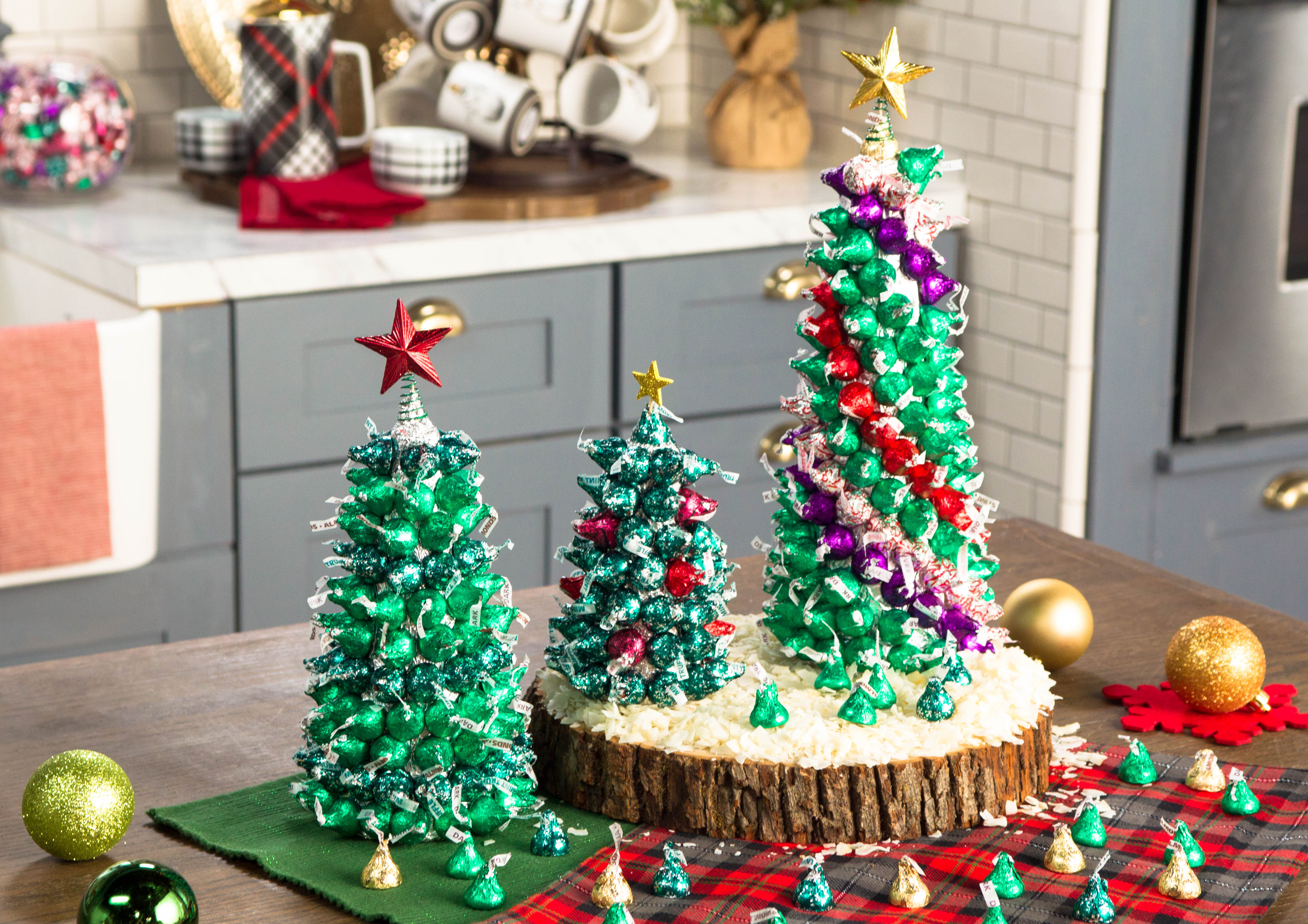 Hershey Kisses Recipes For Christmas / Hershey Mint Kiss ...