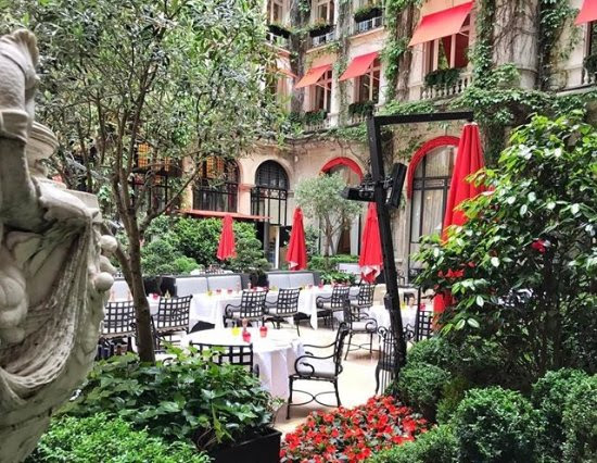 Cour de jardin