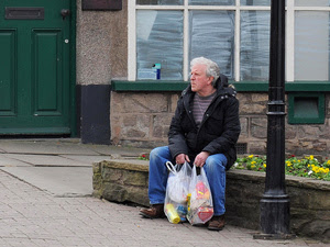 Quandary: If a man shops by himself, did a woman put him up to it? That's one of the questions prompted by Helen Simpson's short story "Night Thoughts." Quandary: If a man shops by himself, did a woman put him up to it? That's one of the questions prompted by Helen Simpson's short story "Night Thoughts."
