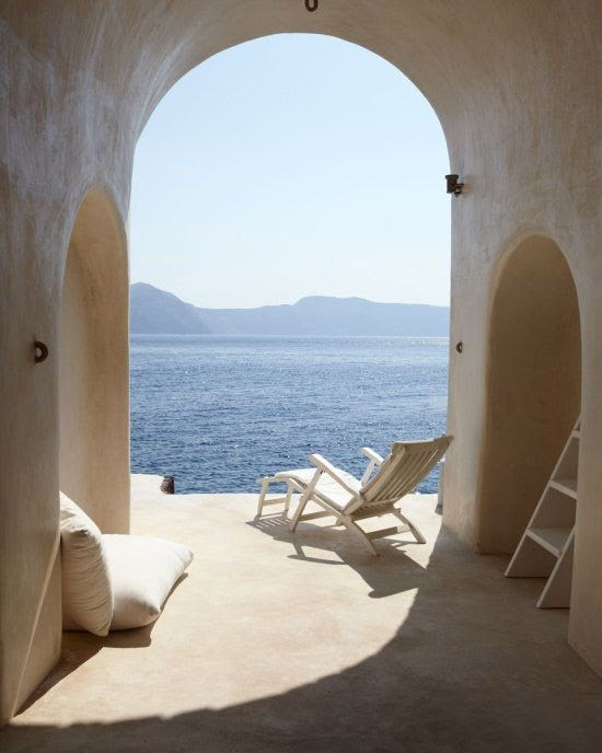 Chance & Apartment 34 Inspiration : Greece