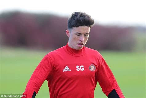 arsenal  pole position  sign  year  sunderland