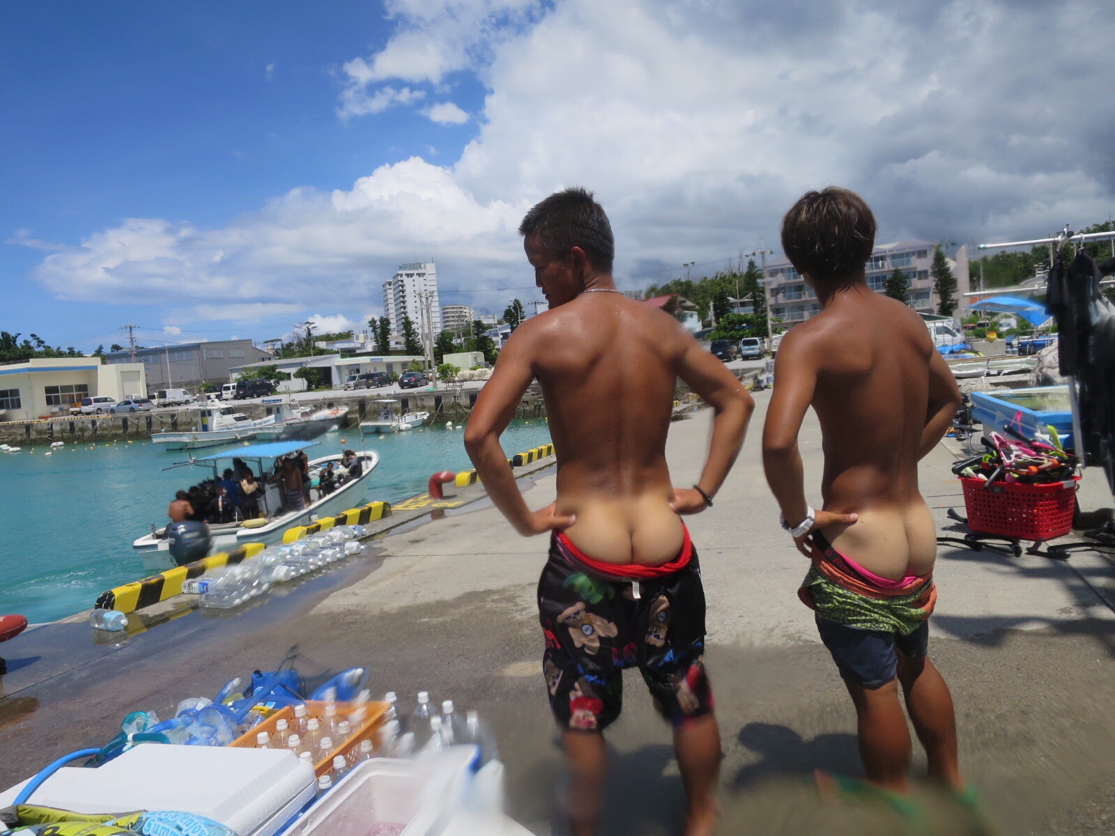 男は背中で語ります 男の中の男の背中を見て下さい あぐー 糸数敬作 の沖縄ダイビング生活