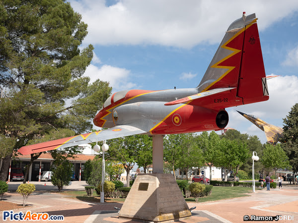 Casa C 101cc Aviojet E 25 22 Spain Air Force By Ramon Jordi Pictaero