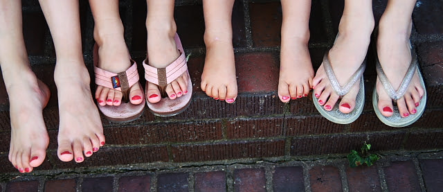 toesies
