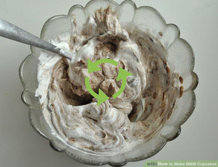 Make M&M Cupcakes Step 9.jpg