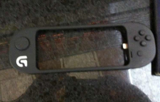 Foto revela joystick da Logitech para o iPhone 5 (foto: Divulgação)