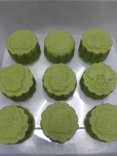 snow skin mooncake by jamielow117