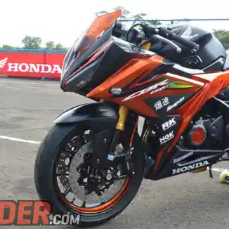 Modifikasi Honda All New CBR150R 2019 Tampil Eksklusif Modifikasi Honda All New CBR150R 2019 Tampil Eksklusif