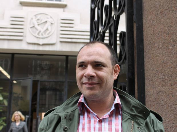 Raphael Messet acha que, se ganhar, Hollande não conseguirá cumprir suas promessas (Foto: Ana Carolina Peliz)
