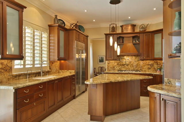 Luxury living in San Diego. Tuscan kitchen design. - traditional 