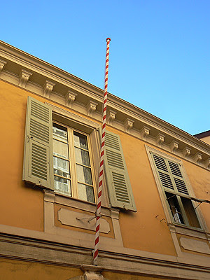 maison jaune.jpg