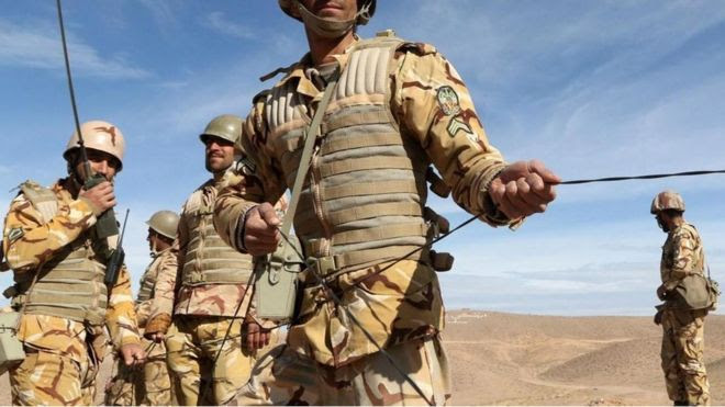 Soldados iraníes n una operación en el terreno