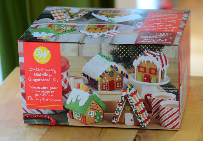 Wilton Mini Gingerbread Village Kit, reviewed