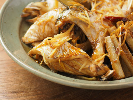 ボラのあら煮 あら炊き ホクホク仕上げのあら煮です 魚料理と簡単レシピ