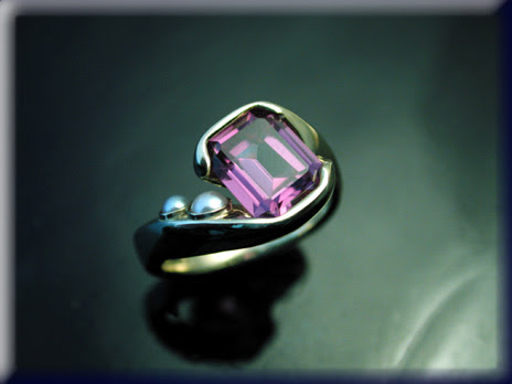 Gold Pearl & Alexandrite Ring