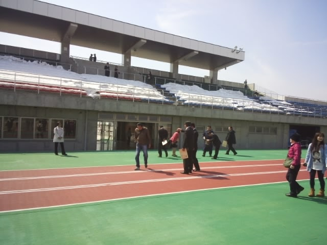 衆議院議員 かんけ一郎のブログ あいづ陸上競技場が完成