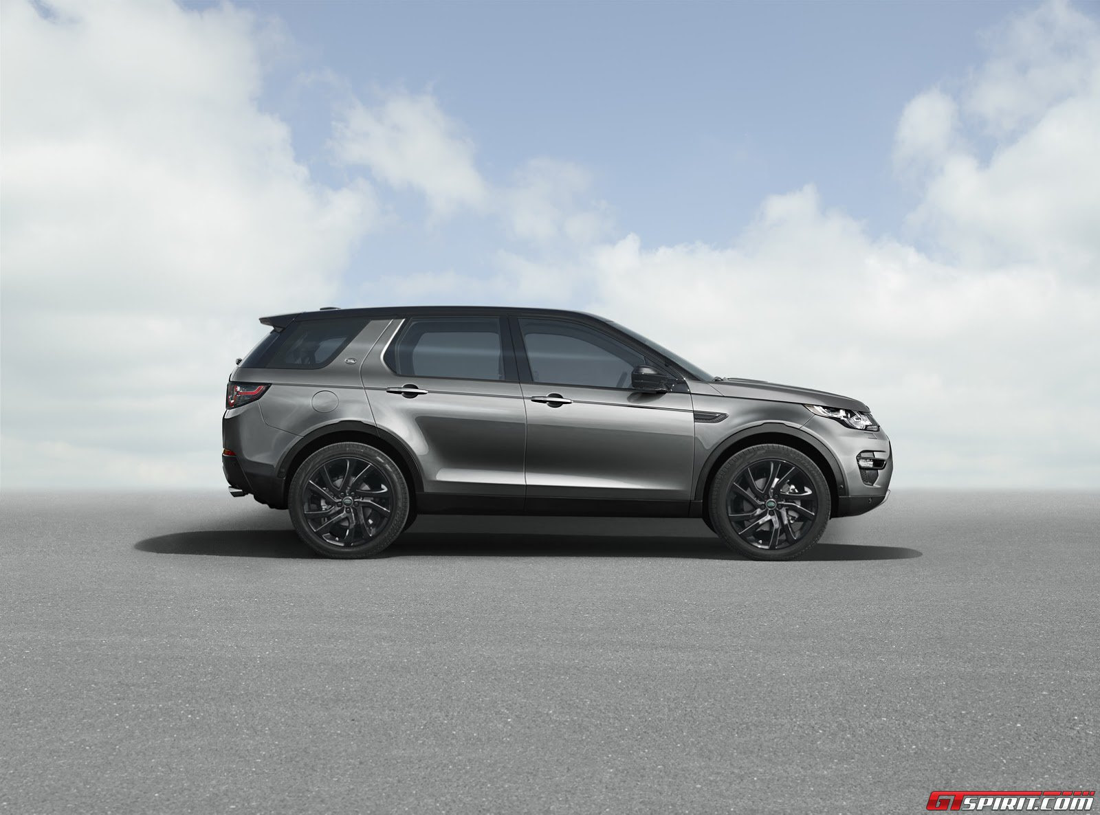 lr-discovery-sport-39