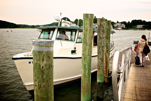 001_0812GaleZuckerKnit