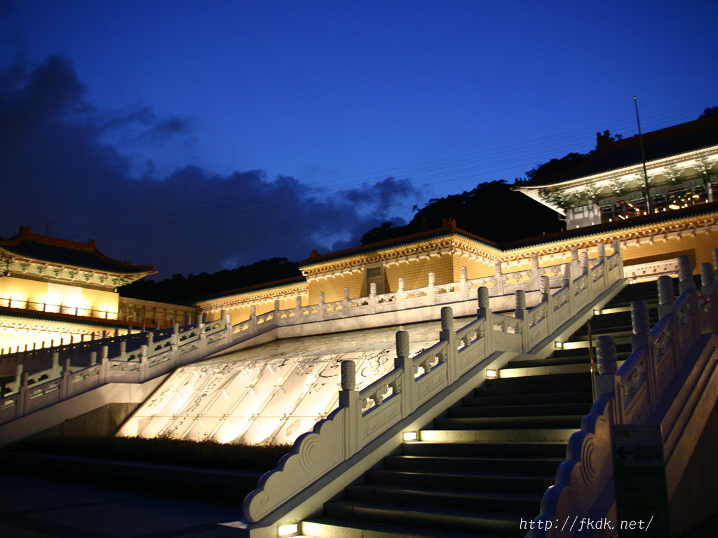 故宮博物院の夜景1の壁紙 風景写真無料壁紙