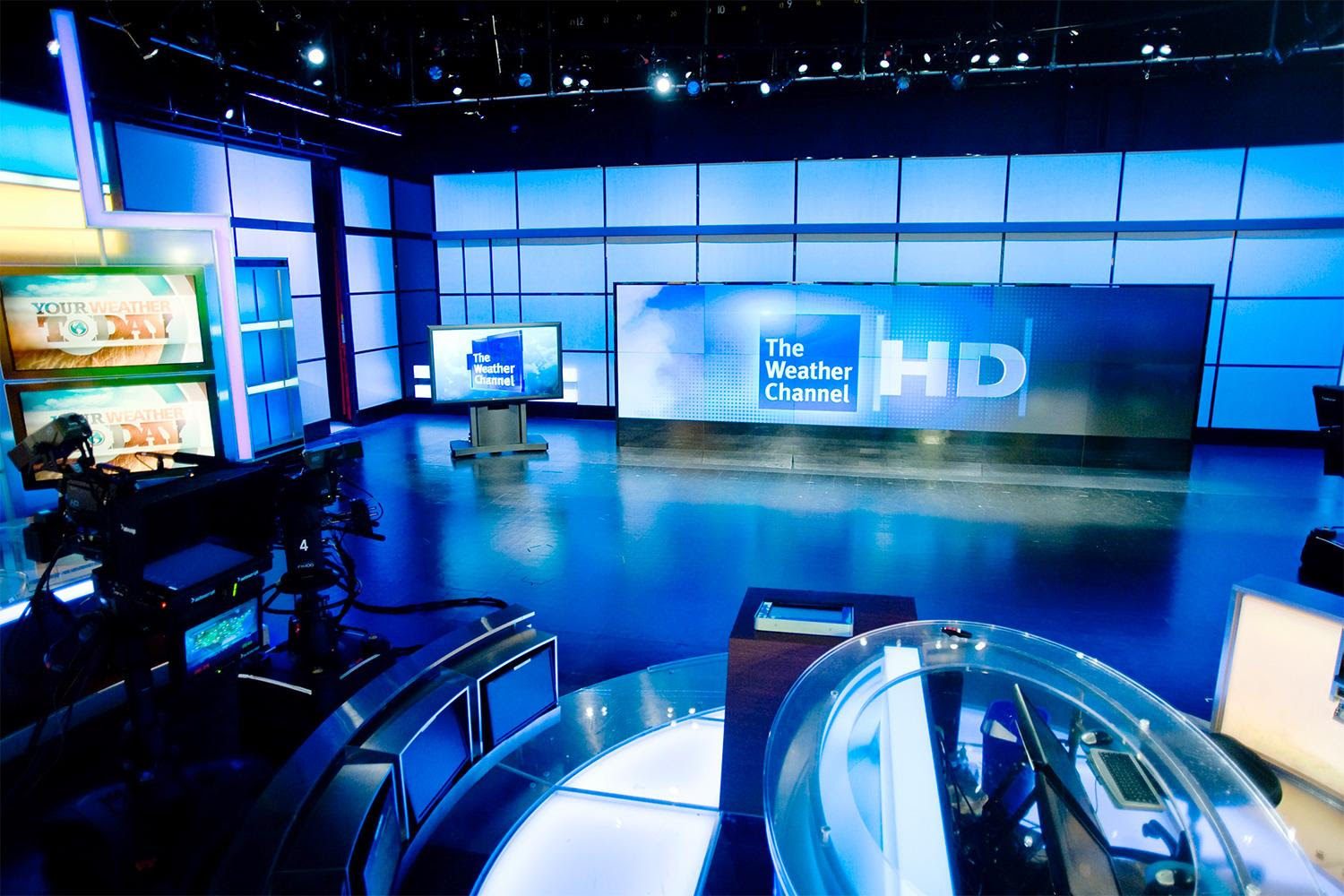 http://www.sammobile.com/wp-content/uploads/2016/04/the-weather-channel-set.jpg