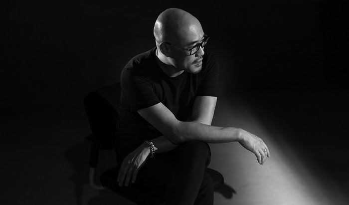 著名歌手帕尔哈提与 吟风弄月王卓共同打造新警察歌曲 光 艾奇影音网