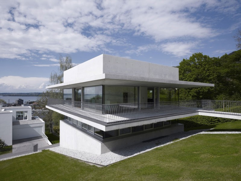 wrap around balcony