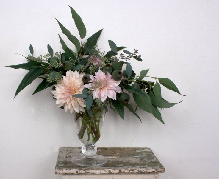 Flower Arrangements and Still Life Flowers