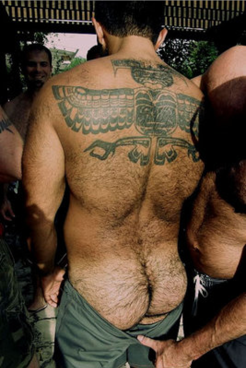 realmenstink:

HAIRY AZTEC GOD&#160;!!!!
