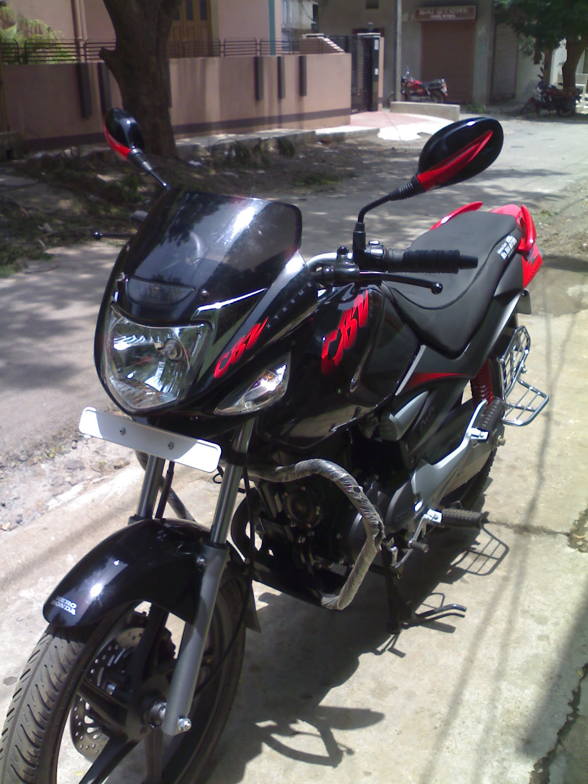 HERO HONDA CBZ XTREME, Review, Price, Model, Types, Stores ...