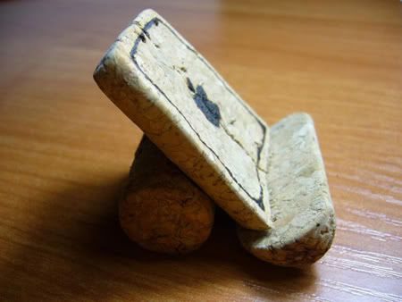 Corks iPhone Stand