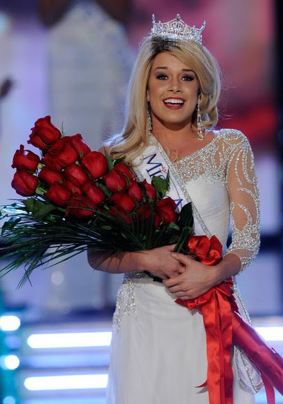 Miss Arkansas 2011 Evening Gown. First Runner-Up: Miss Arkansas