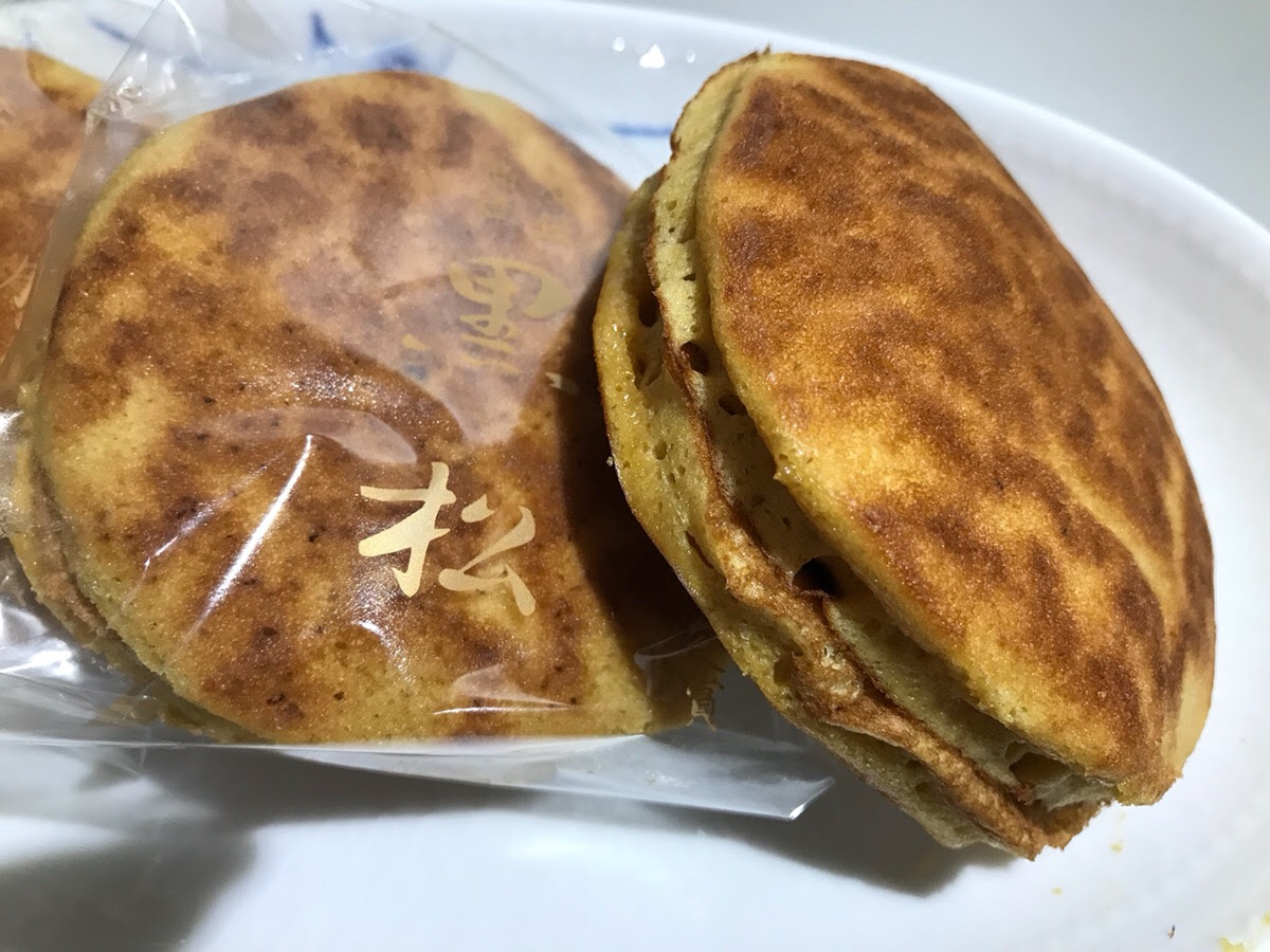 東 京三大どら焼き チャラララッチャチャ フェーブの玉手箱