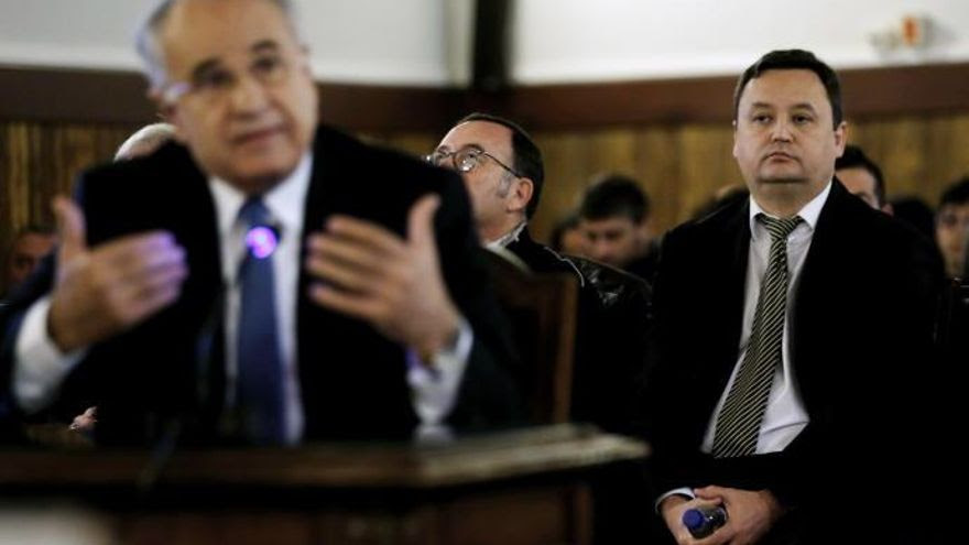 Rafael Blasco y Augusto César Tauroni, durante el juicio por el caso Cooperación. 