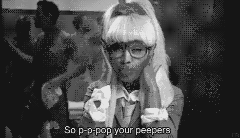 nicki minaj kissing. pics of nicki minaj kissing girl. NICKI MINAJ) – DO THE CREEP