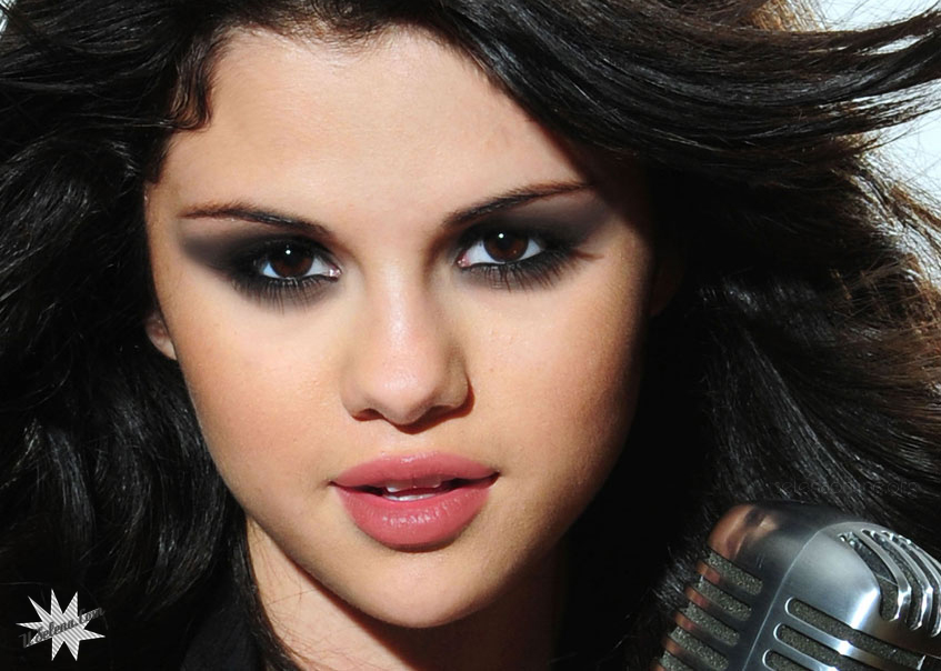 selena gomez pics without makeup. selena gomez no makeup photo
