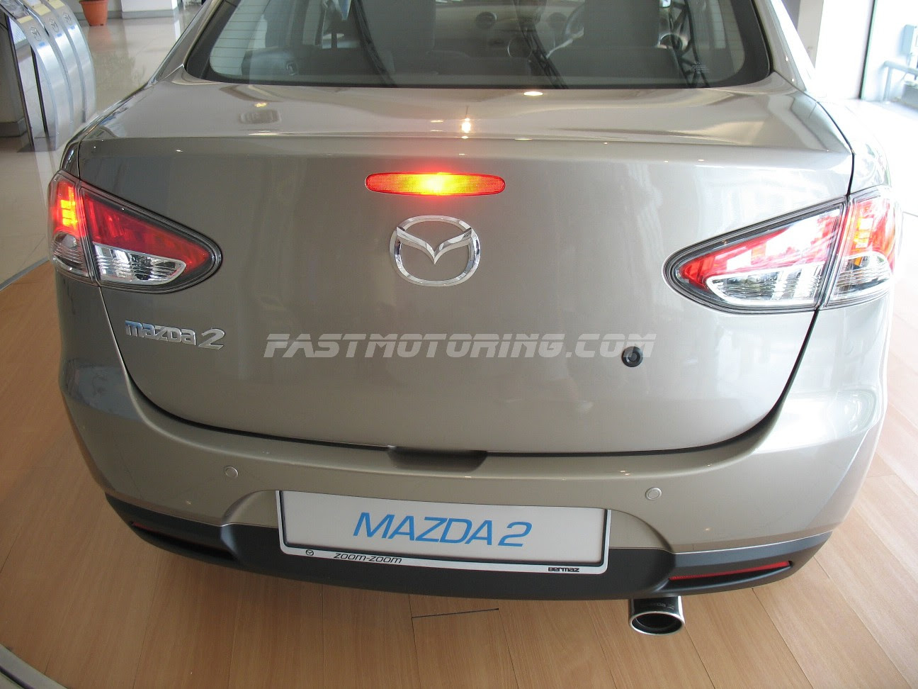 here it&#39;s a Mazda 2 sedan