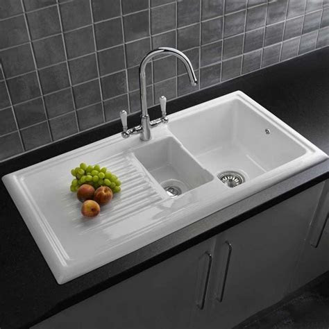 Accurate measurements are essential to many dishes you make, and this helpful tool. Reginox - Traditional White Ceramic 1.5 Kitchen Sink and
