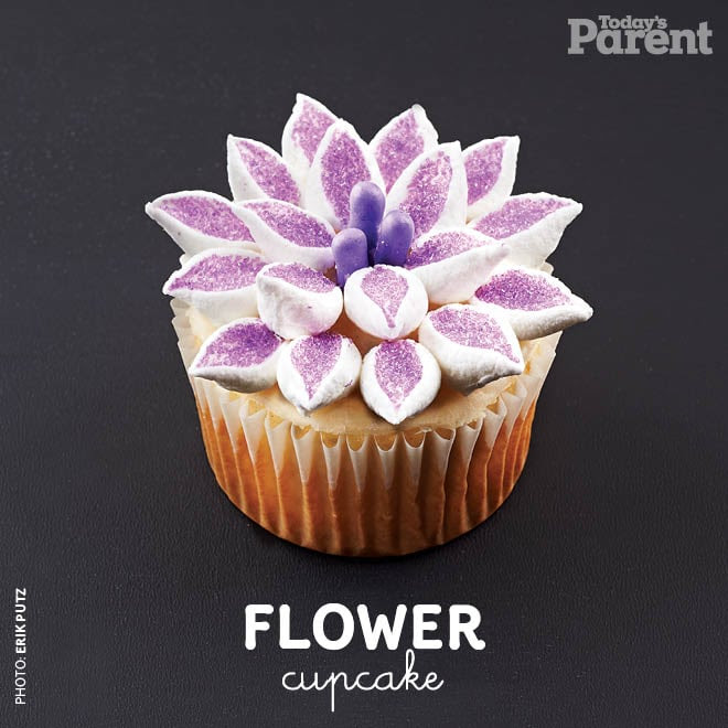 Cupcake decorating ideas Flower how to video Video Cupcake decorating ideas Flower how to video Video