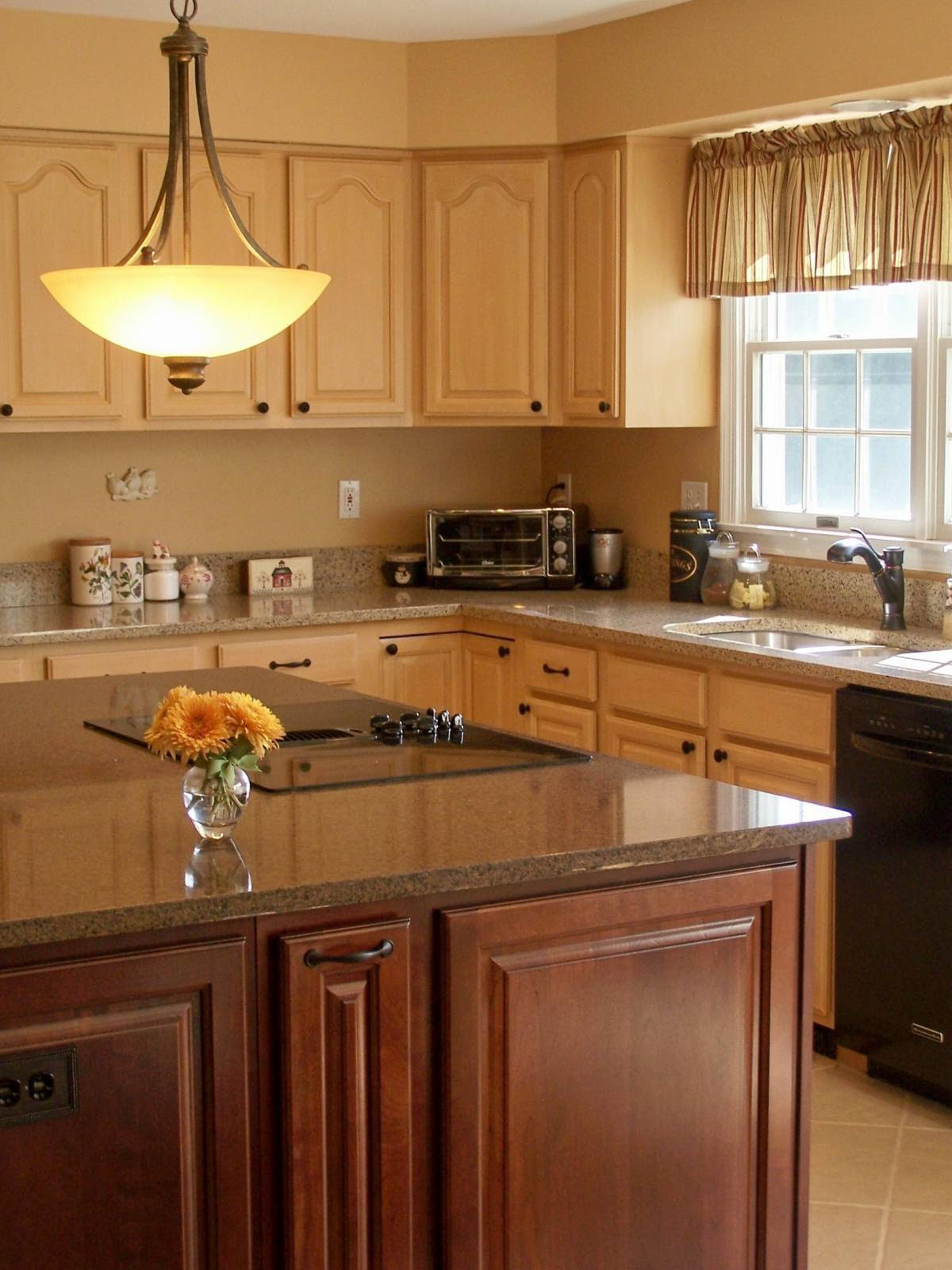 30 painted kitchen cabinets ideas for any color and size 30 painted kitchen cabinets ideas for any color and size