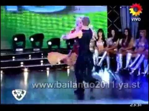 pamela anderson showmach 2011/ pamela anderson dancing for a dream Argentina 2011.