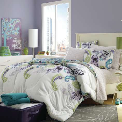 Bed Bath And Beyond Bedding An eight-piece bedding set