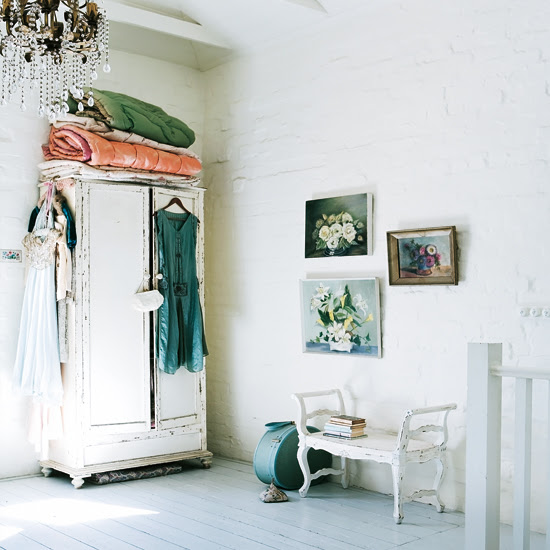 Vintage accessories | shabby-chic ddecorating ideas | PHOTO GALERY | Housetohome