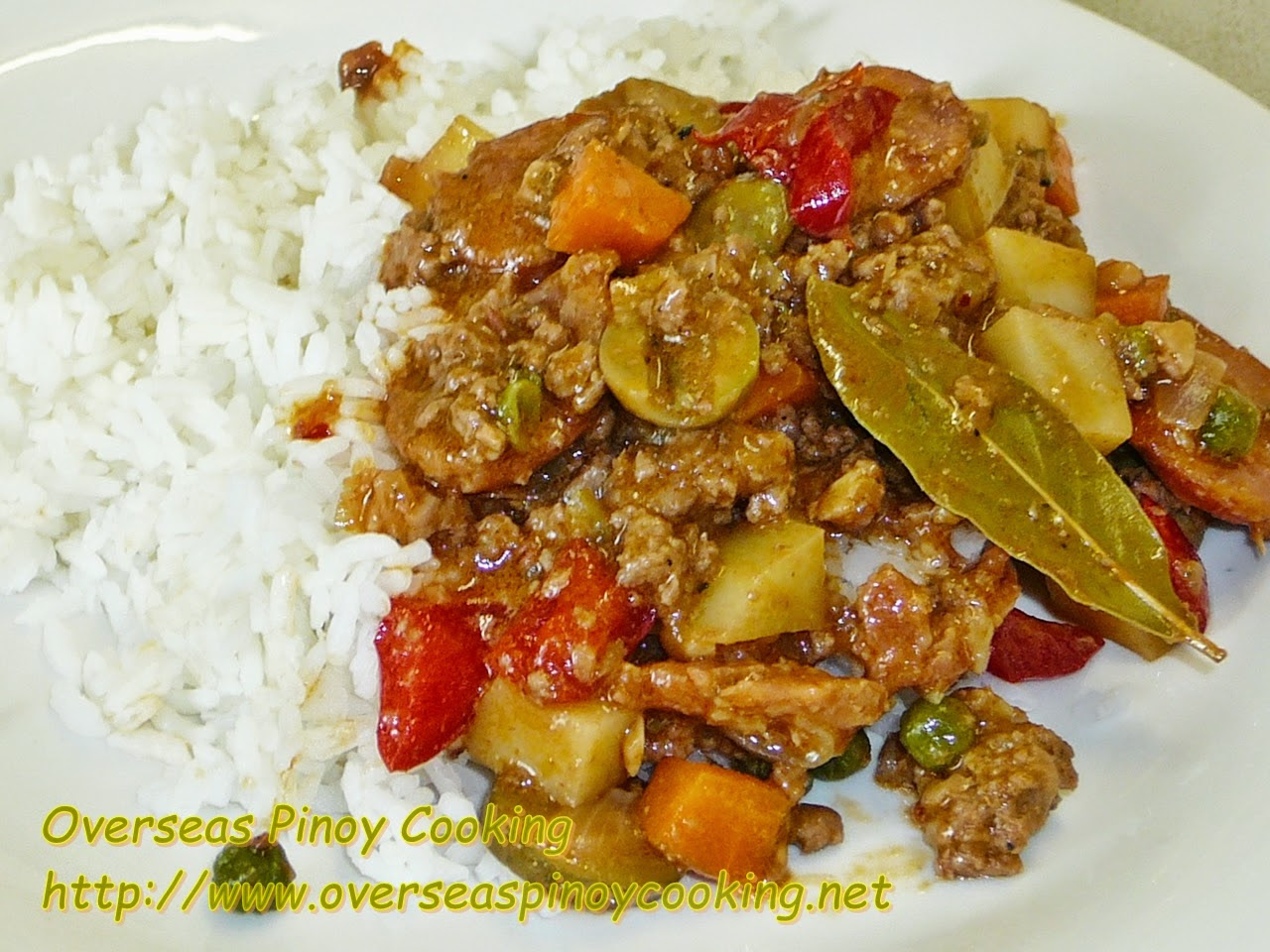 Kanderetang Giniling na Baka Rice