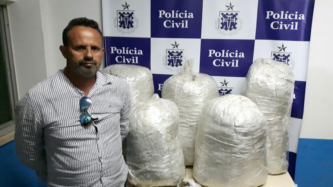 Homem é preso com 60 kg de maconha e documentos falsos