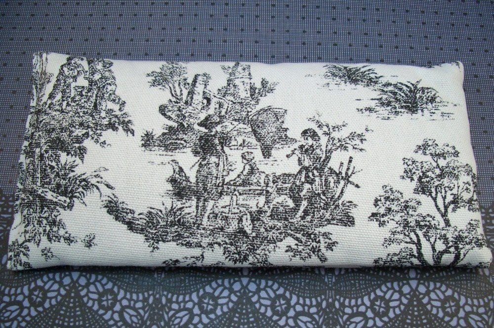 white. yoga. Eye Pillows