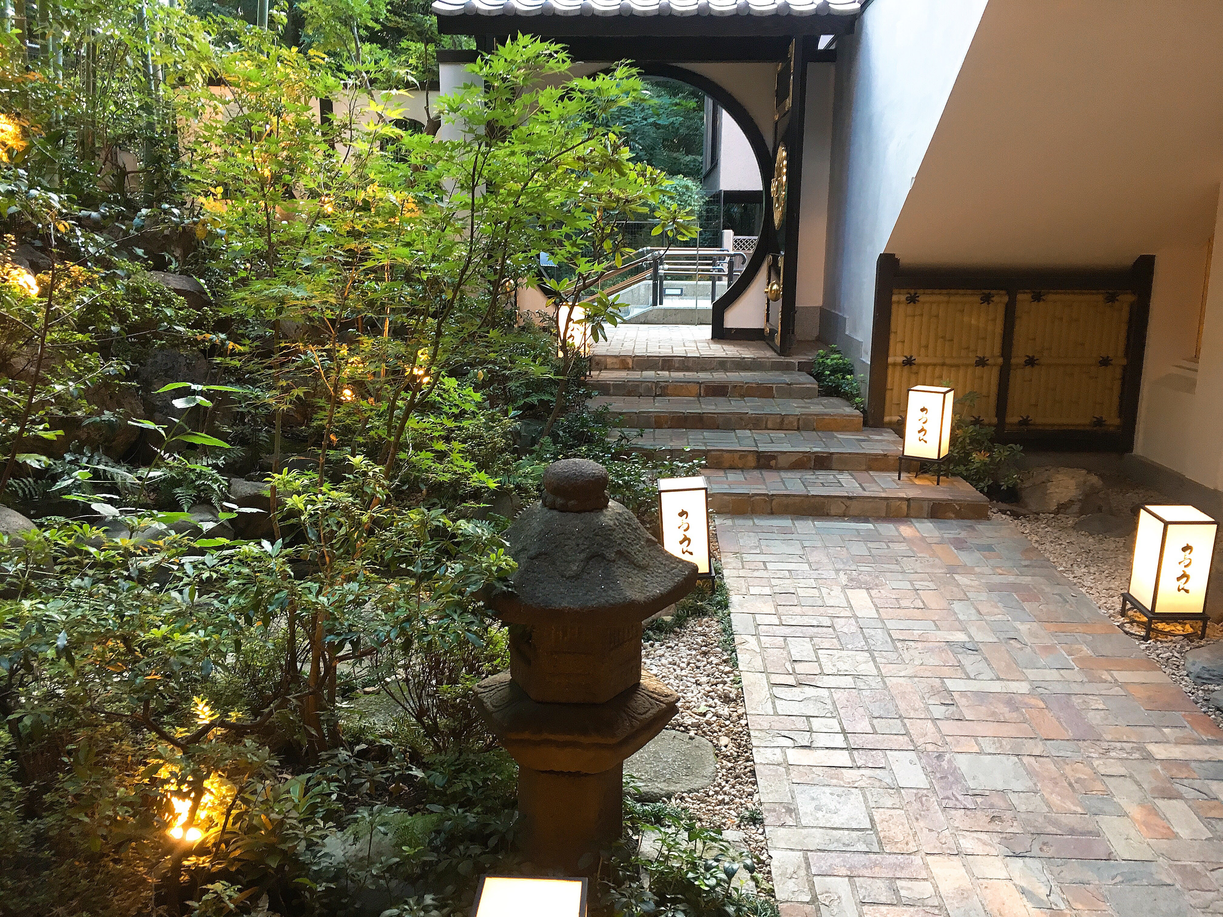 雰囲気抜群 鳥良吉祥寺4号店でランチしてきた 1000円で食べれるお得な御膳とは エクペリ Experi 体験 口コミ 評判 レビューサイト